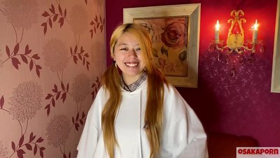 Порно мали цицки